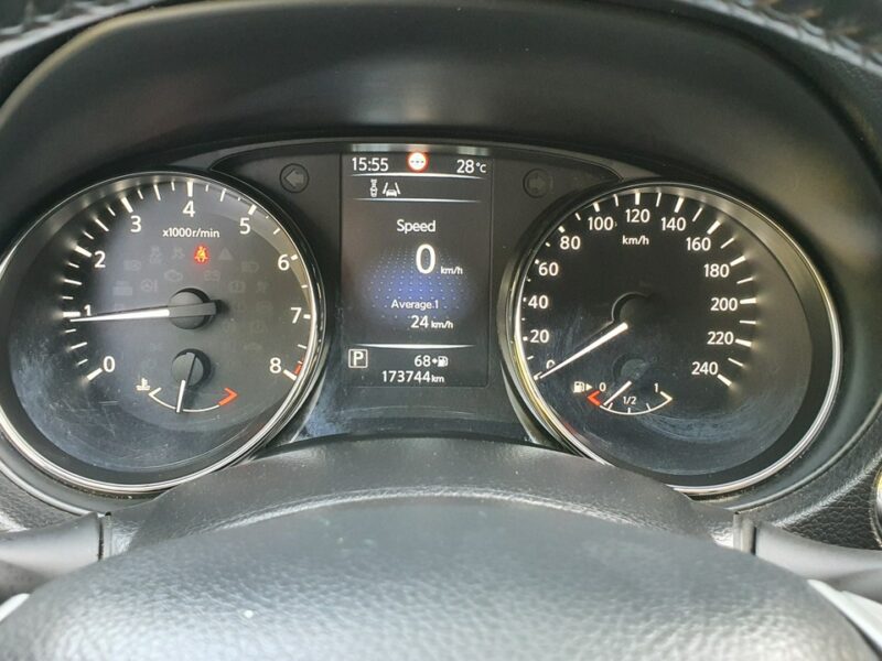 Nissan Qashqai 1.2T # Automat # NAVI # Climatronic # Panorama # Kamery 360 # Zadbana II (2013-2021)