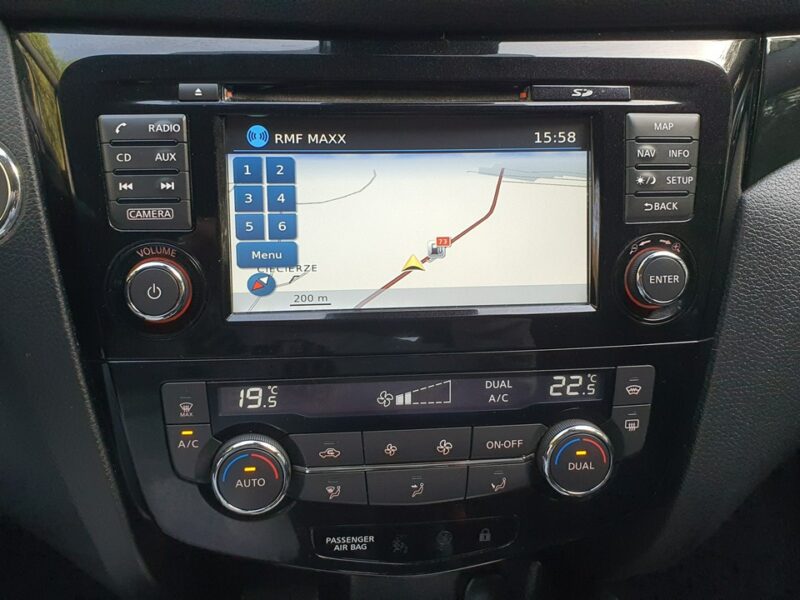 Nissan Qashqai 1.2T # Automat # NAVI # Climatronic # Panorama # Kamery 360 # Zadbana II (2013-2021)