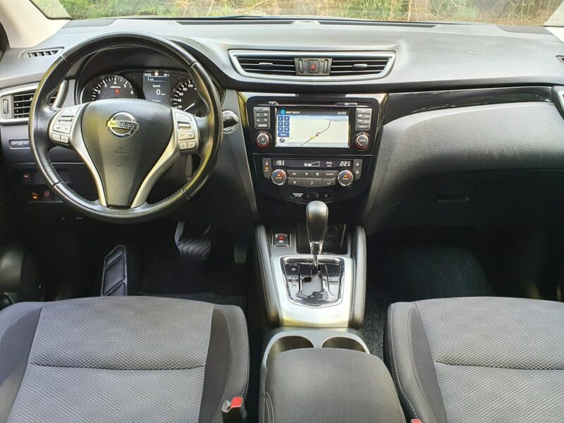 Nissan Qashqai 1.2T # Automat # NAVI # Climatronic # Panorama # Kamery 360 # Zadbana II (2013-2021)