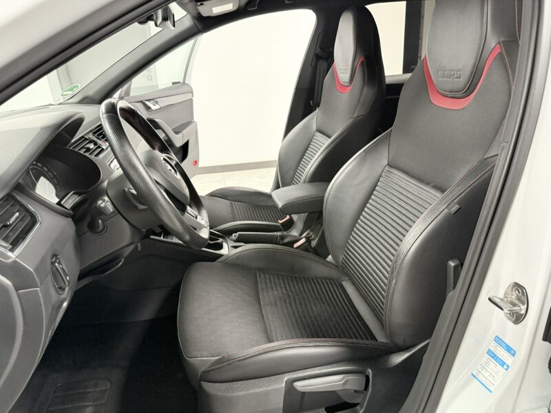 Škoda Octavia RS 2.0 TDI 184KM*CHALLENGE*VRS Mode*AppleCar*Bi-Xenon*El.Klapa*NIEMCY III (2013-)
