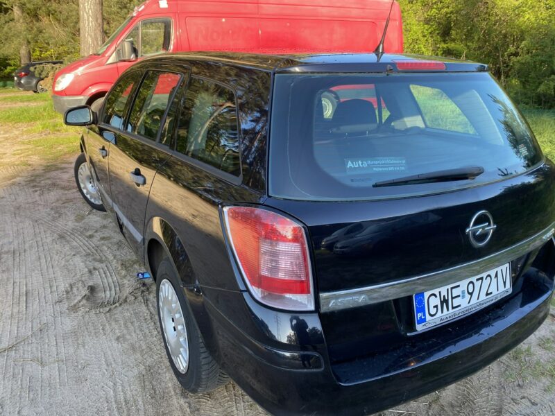Opel Astra Mocny i oszczędny Diesel, po liftingu, klimatyzacja, niski przebieg H (2004-2014)