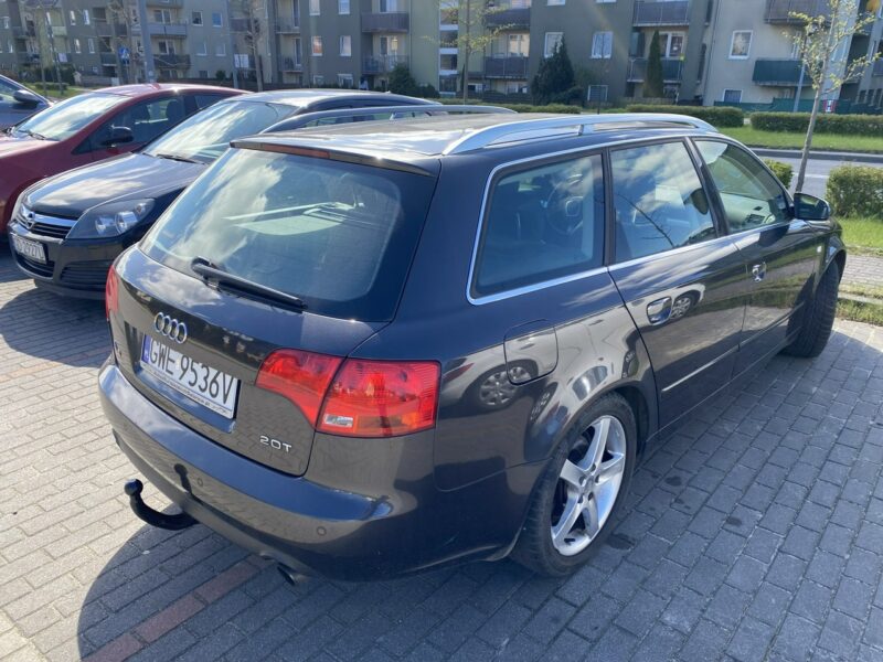 Audi A4 200KM, dwu kolorowa skóra, biksenony, światła dzienne, szyberdach B7 (2004-2007)