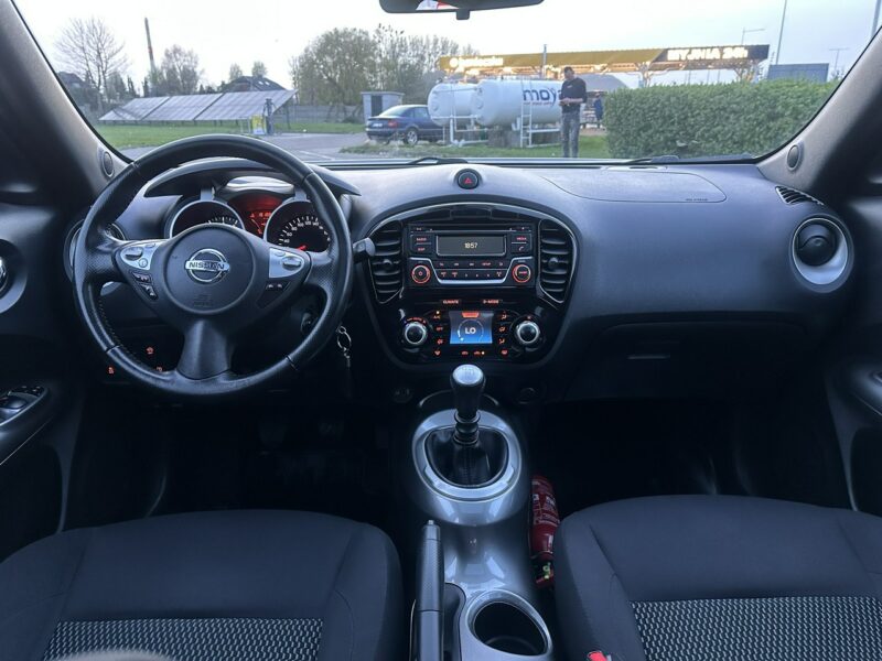 Nissan Juke 2015 1.2 benzyna 115km bezwypadkowy panorama xenon 2 komplety alu I (2010-2019)