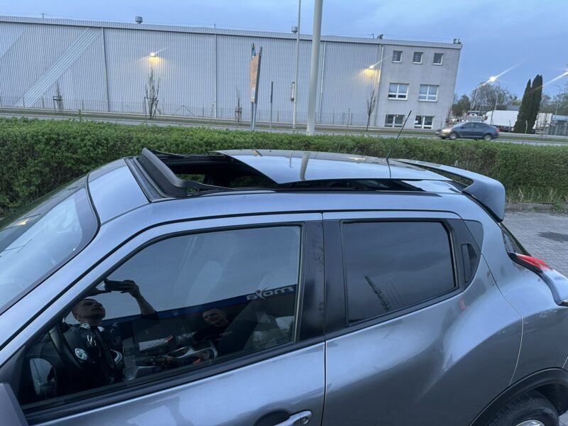 Nissan Juke 2015 1.2 benzyna 115km bezwypadkowy panorama xenon 2 komplety alu I (2010-2019)