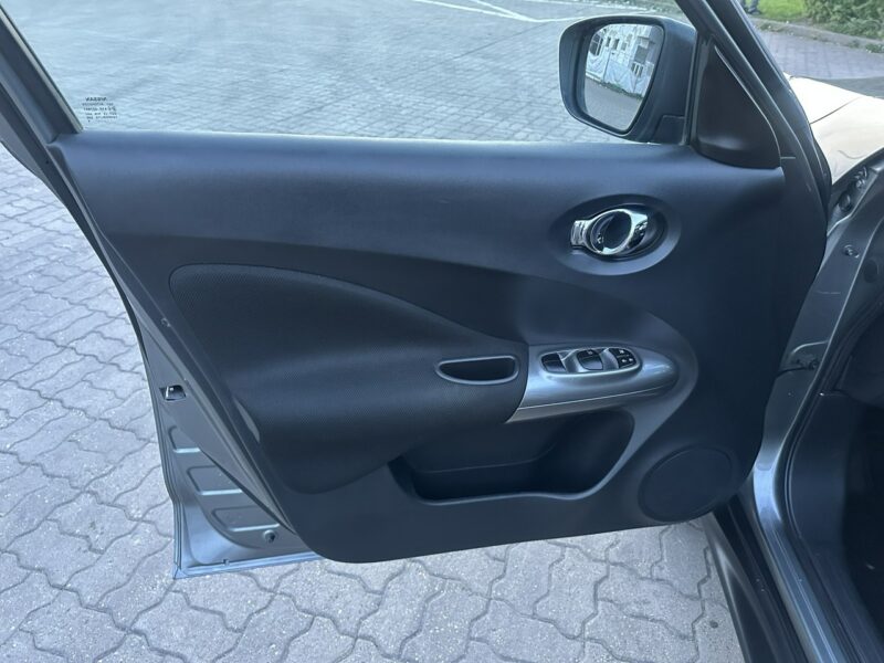 Nissan Juke 2015 1.2 benzyna 115km bezwypadkowy panorama xenon 2 komplety alu I (2010-2019)