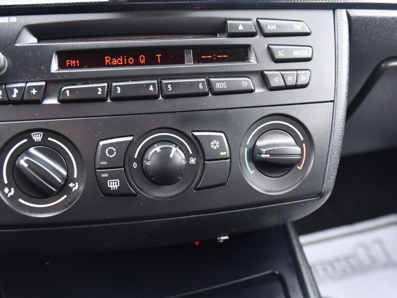 BMW 118 2,0benz DUDKI11 M-Pakiet.Navi.Klimatr 2 str. Tempomat.Parktronic,OKAZ E87 (2004-2013)