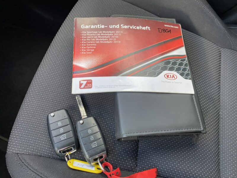 Kia Carens Symboliczny przebieg, nawigacja, parktronik, 5 osobowa, hak, z Niemiec IV (2013-)
