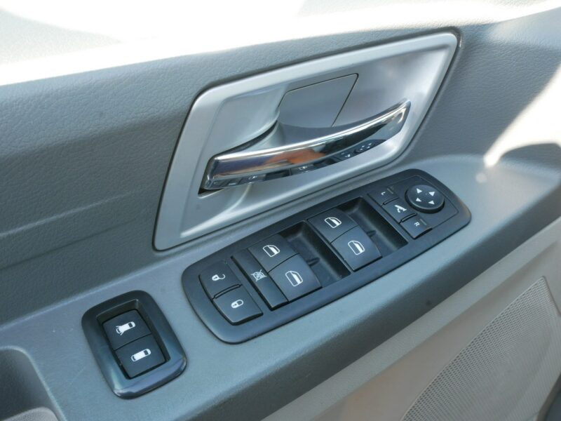 Chrysler Grand Voyager 2.8 CRD 163KM Automat Touring 7 osób -Krajowy -1 Wł od 9 lat -Zobacz IV (2007-2010)