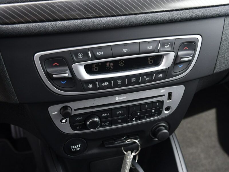 Renault Megane 1.5dci DUDKI11 Navi.Klimatr 2 str.Hak.Parktronic.Tempomat.OKAZJA III (2008-2016)
