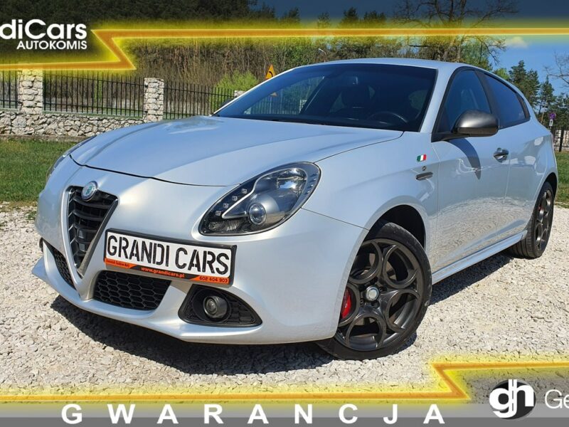 Alfa Romeo Giulietta 2.0 JTDm 150KM # Q2 # Navi # DNA # Climatronic # Skóra # Alkantara