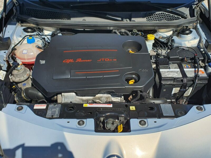 Alfa Romeo Giulietta 2.0 JTDm 150KM # Q2 # Navi # DNA # Climatronic # Skóra # Alkantara