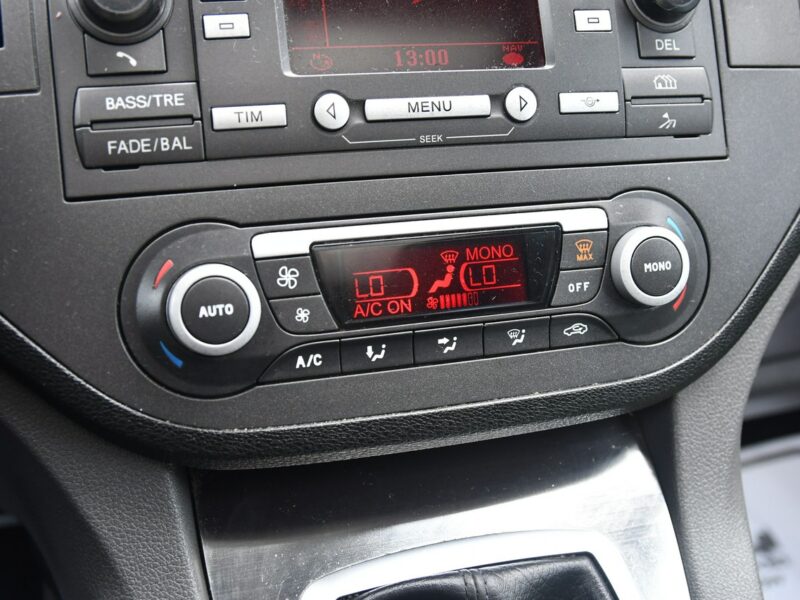 Ford Focus C-Max 1.8Benz TITANIUM.Panora.Dach.Navi.Pół-Skóry.Klimatr 2 str.Parktronic.