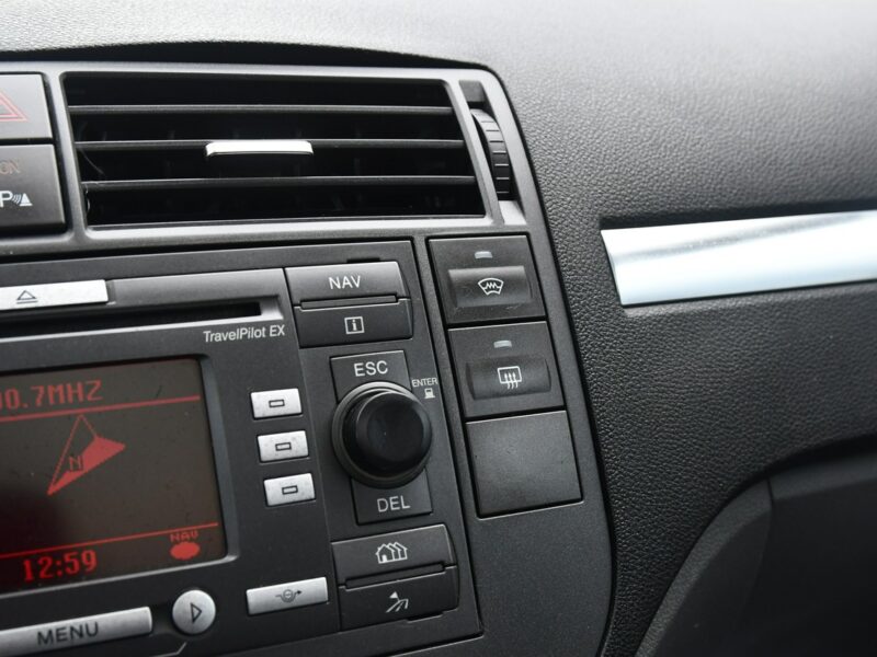 Ford Focus C-Max 1.8Benz TITANIUM.Panora.Dach.Navi.Pół-Skóry.Klimatr 2 str.Parktronic.