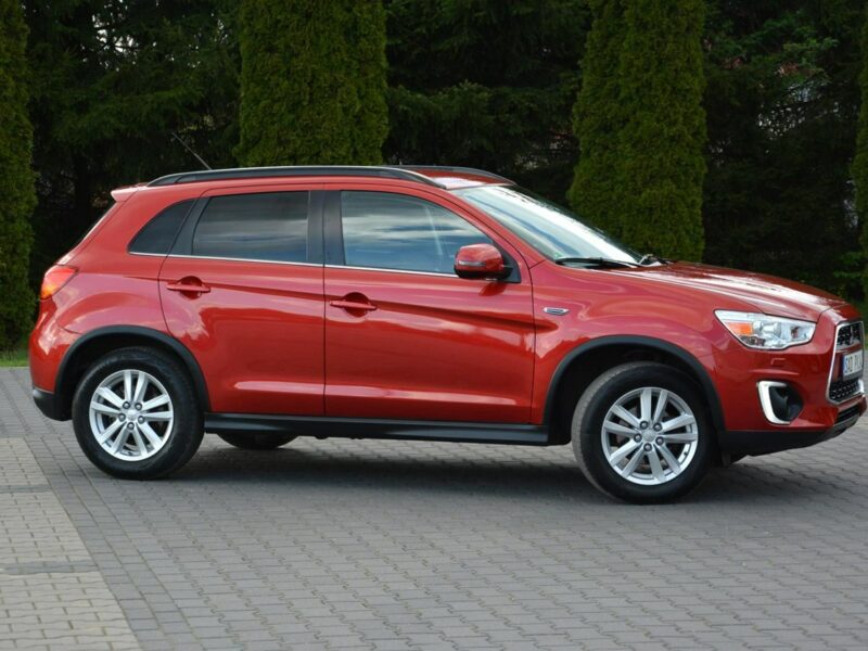 Mitsubishi ASX Lift Ledy bi-Xenon Kamera Keyless go Parktronic ALU 17