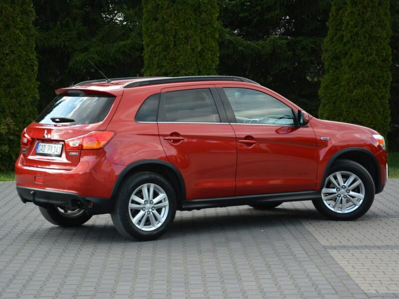 Mitsubishi ASX Lift Ledy bi-Xenon Kamera Keyless go Parktronic ALU 17