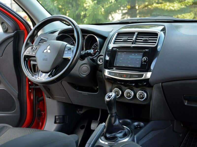 Mitsubishi ASX Lift Ledy bi-Xenon Kamera Keyless go Parktronic ALU 17