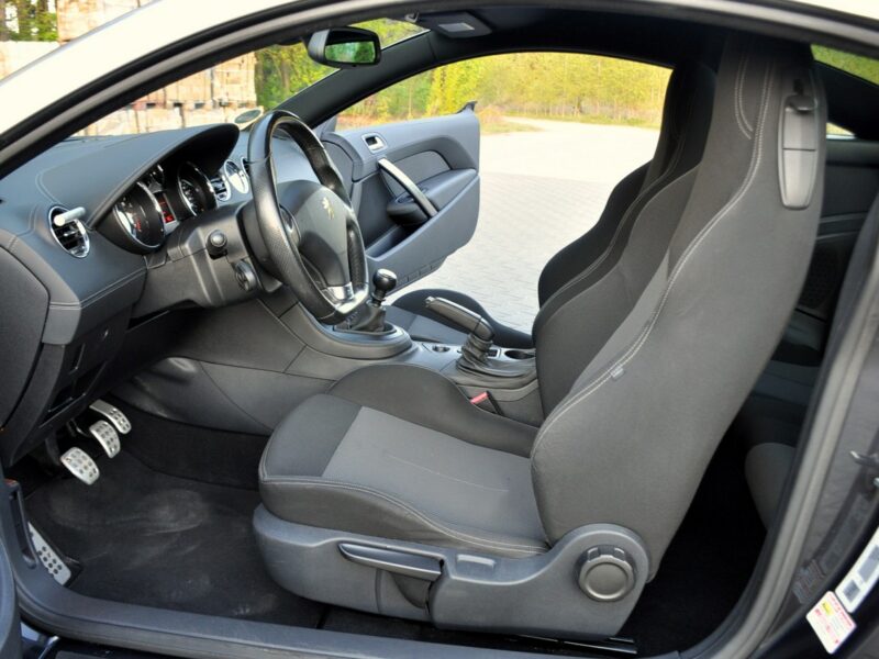 Peugeot RCZ 1.6i(156KM)*Bi-Xenon*Welur*Klimatronik*2xParktronik*I Wł*Alu19"ASO