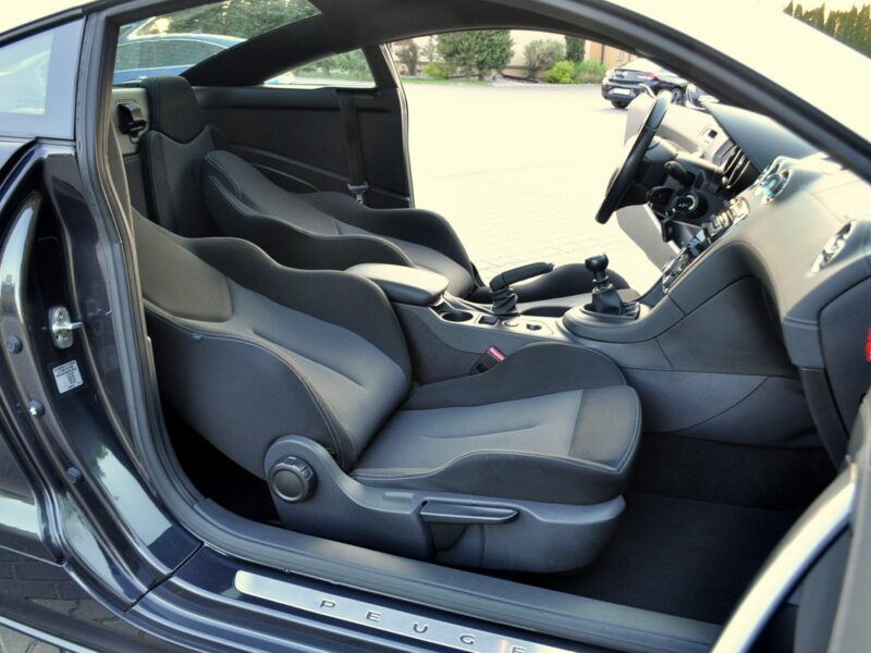 Peugeot RCZ 1.6i(156KM)*Bi-Xenon*Welur*Klimatronik*2xParktronik*I Wł*Alu19"ASO