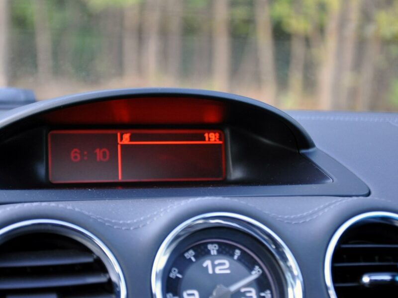 Peugeot RCZ 1.6i(156KM)*Bi-Xenon*Welur*Klimatronik*2xParktronik*I Wł*Alu19"ASO