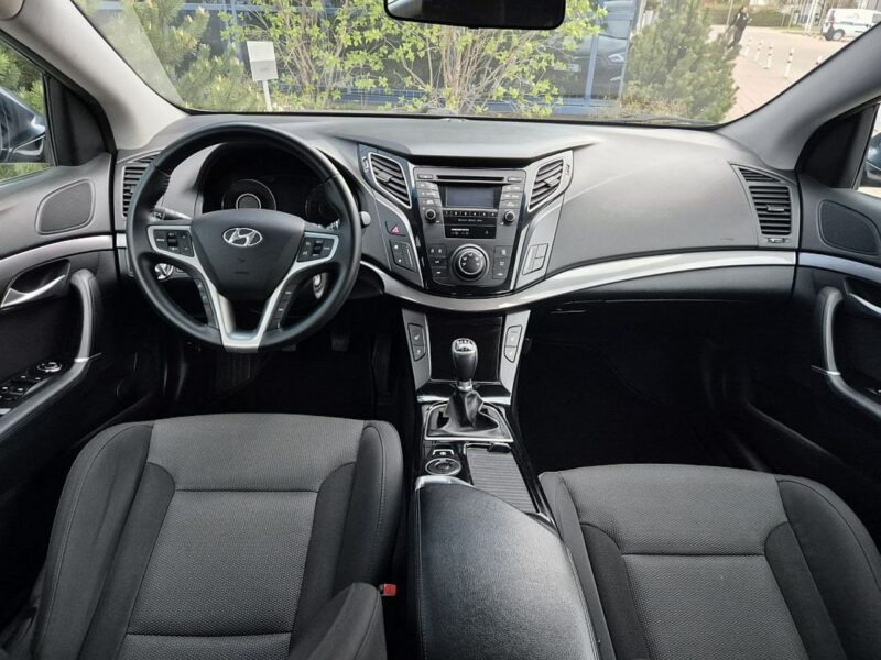 Hyundai i40 1.6 GDI * GWARANCJA * kombi * serwis do końca * manual * warszawa