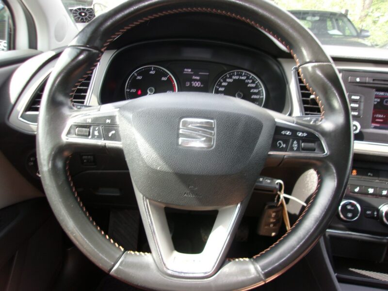 Seat Leon X-Perience, 4X4, Podgrz. Fotele, PDC przód tył, Klimatronic 2-strefowy III (2012-)