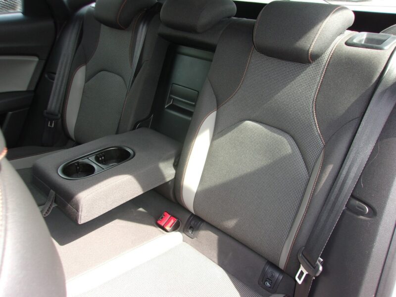 Seat Leon X-Perience, 4X4, Podgrz. Fotele, PDC przód tył, Klimatronic 2-strefowy III (2012-)