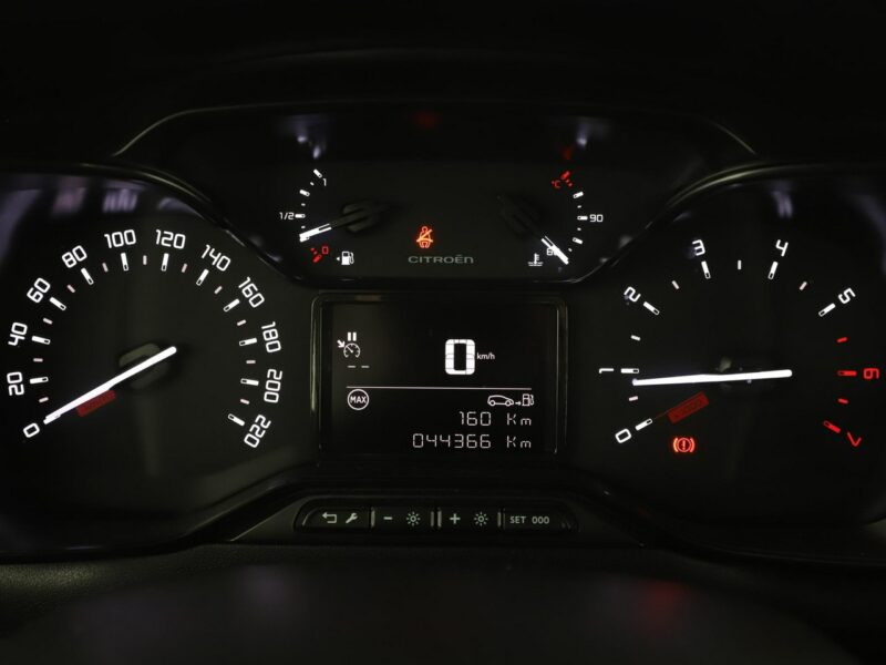 Citroen C3 Navi Automatyczna klimatyzacja Czujniki parkowania Bluetooth III (2016-)
