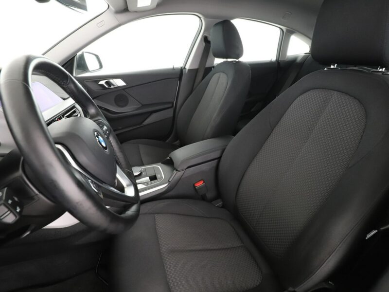BMW 220 FV23 Gran Coupe Advantage Tempomat Navi Grzane Fotele Head-Up Kamera F44