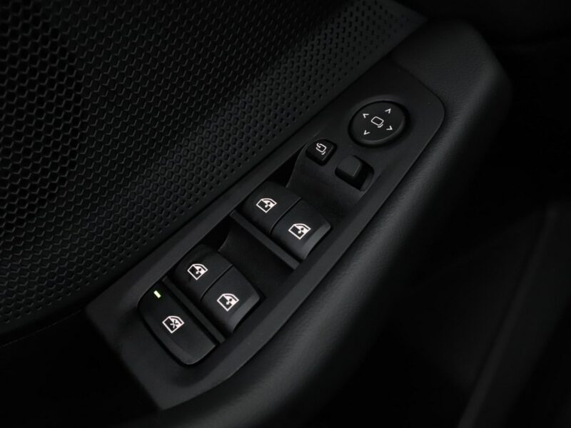 BMW 220 FV23 Gran Coupe Advantage Tempomat Navi Grzane Fotele Head-Up Kamera F44