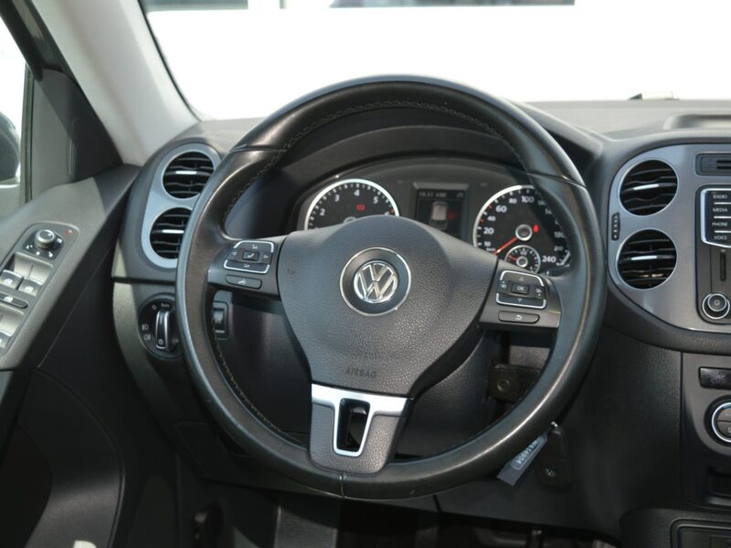 Volkswagen Tiguan 1.4TSI R-Line 100% bezwypadkowy Navi Bluetooth Euro6 Rozrząd na pasku I (2007-2016)