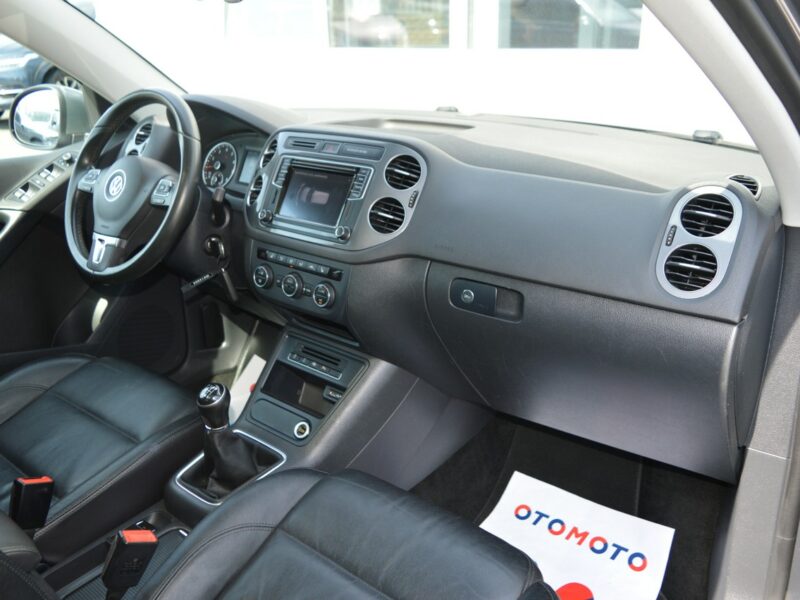 Volkswagen Tiguan 1.4TSI R-Line 100% bezwypadkowy Navi Bluetooth Euro6 Rozrząd na pasku I (2007-2016)
