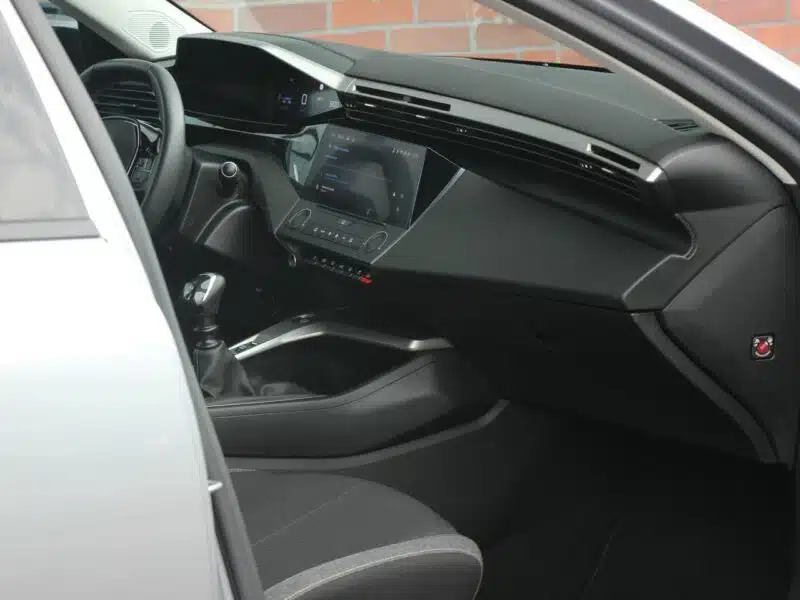 Peugeot 308 FullLed*Radar*Navi*Pdc*Alu*AsysToru*Android*GwarVGS !!! P5 (2021-)