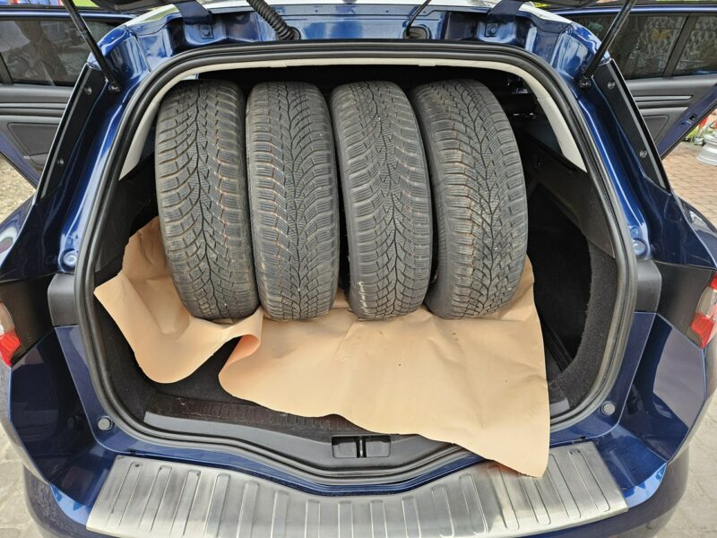 Renault Megane Opłacony Zdrowy Zadbany Serwisowany Dwa Kmpl Kół Po Serwisie 1 Wł IV (2016-)