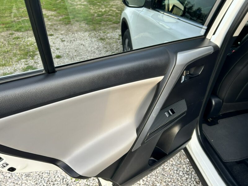 Toyota RAV-4 Tylko 137 tyś km IV (2012-)