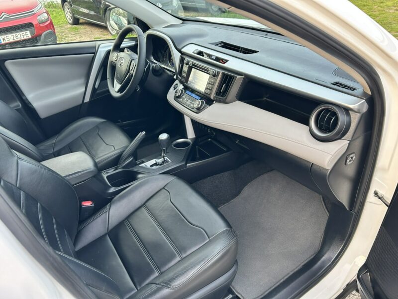 Toyota RAV-4 Tylko 137 tyś km IV (2012-)
