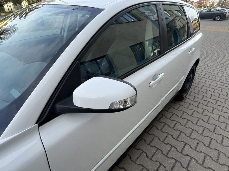 Volvo V50 Volvo V50 1.6HDi Lift 2008r Climatronic Sprowadzony Alufelgi Opłacony! II (2007-)