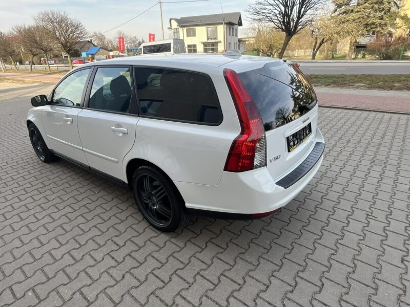 Volvo V50 Volvo V50 1.6HDi Lift 2008r Climatronic Sprowadzony Alufelgi Opłacony! II (2007-)