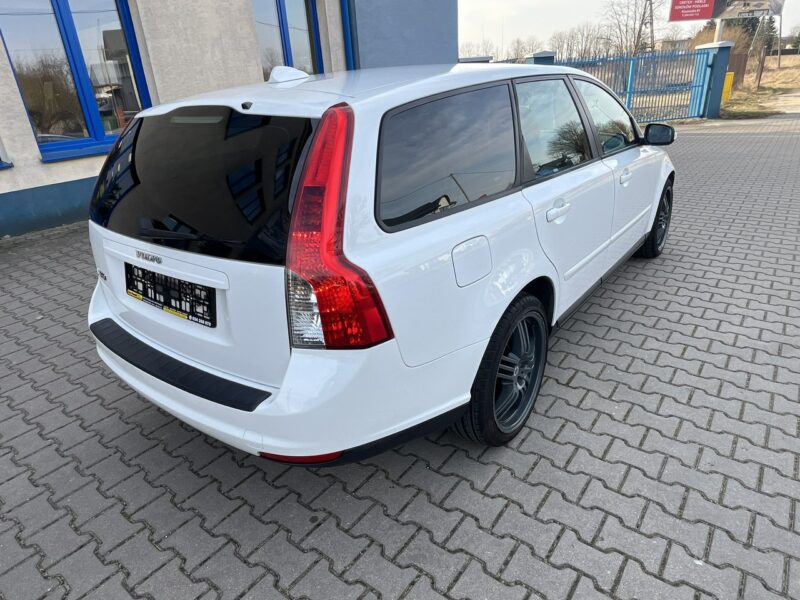 Volvo V50 Volvo V50 1.6HDi Lift 2008r Climatronic Sprowadzony Alufelgi Opłacony! II (2007-)