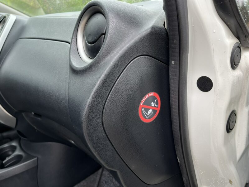 Nissan Note 1.2 1wł Oryginal Lakier Climatronic Navi Key Less Stan BDB BEzwypadk II (2013-)