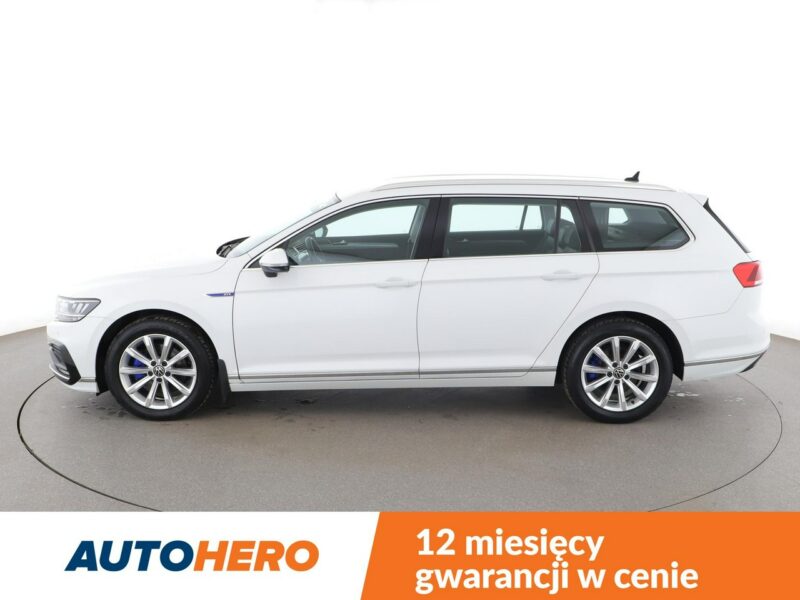 Volkswagen Passat FV 23% Plug-in DSG Automatyczna klimatyzacja Podgrzewane fotele Blth B8 (2014-2023)