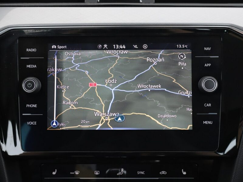 Volkswagen Passat FV 23% Plug-in DSG Automatyczna klimatyzacja Podgrzewane fotele Blth B8 (2014-2023)