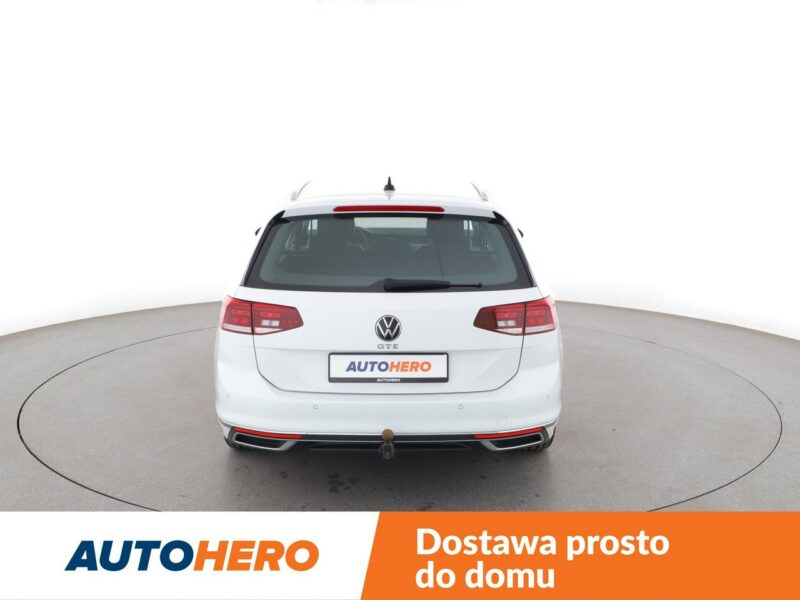 Volkswagen Passat FV 23% Plug-in DSG Automatyczna klimatyzacja Podgrzewane fotele Blth B8 (2014-2023)