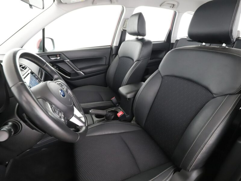 Subaru Forester automat 4x4 kamera ACC grzane fotele LED klima-auto IV (2013-)