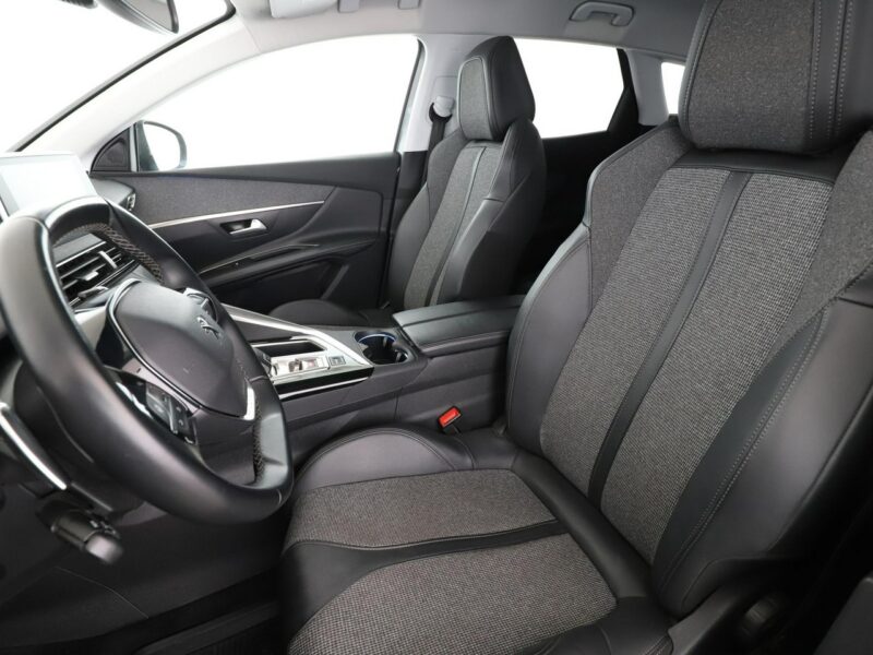 Peugeot 3008 automat półskóra virtual cocpit navi kamera czujniki parkowania II (2016-)