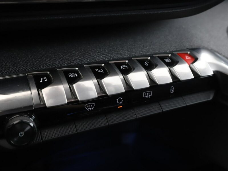Peugeot 3008 automat półskóra virtual cocpit navi kamera czujniki parkowania II (2016-)