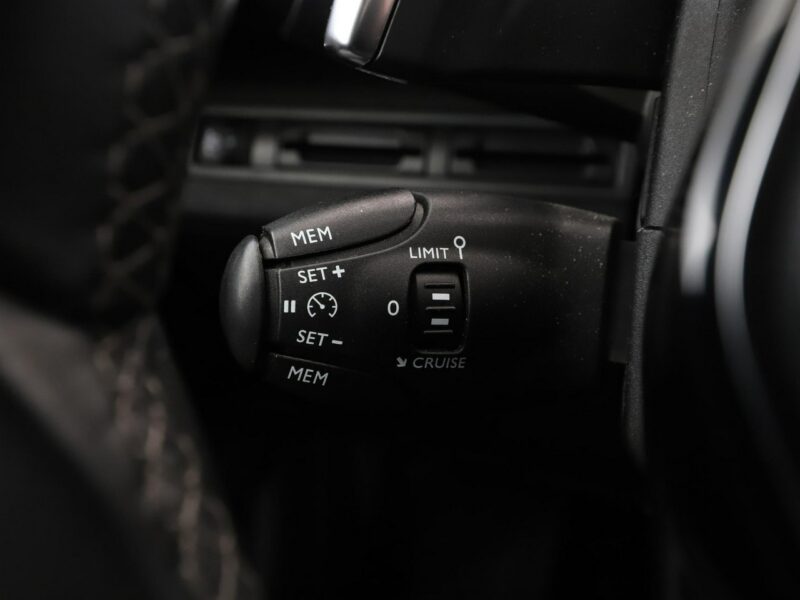 Peugeot 3008 automat półskóra virtual cocpit navi kamera czujniki parkowania II (2016-)