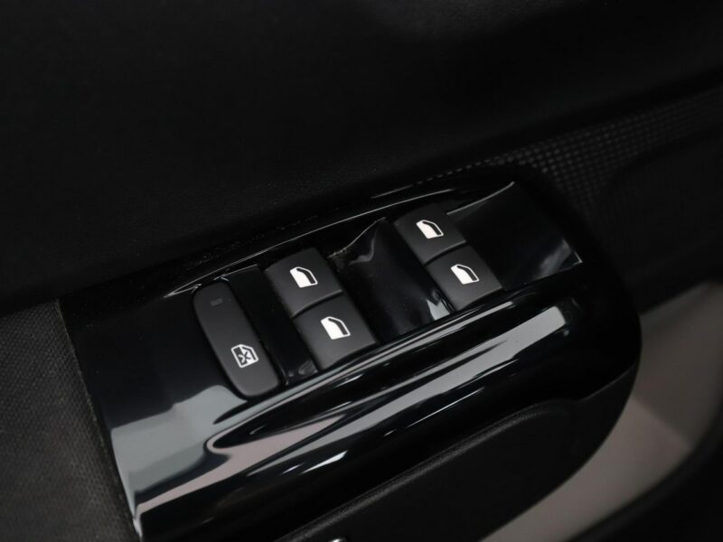 Citroen C3 automat navi klima-auto Bluetooth FullLED tempomat III (2016-)