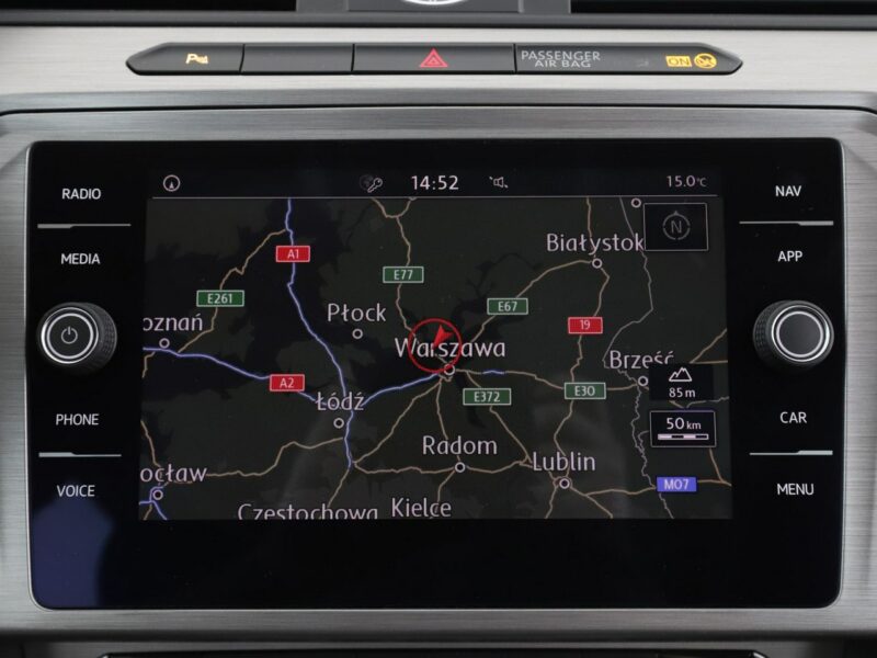 Volkswagen Passat Navi Podgrzewane fotele Automatyczna klimatyzacja Bluetooth B8 (2014-2023)