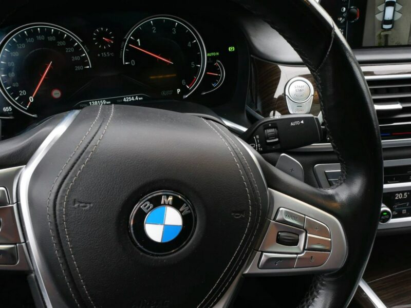 BMW 730 Long 3.0D 265KM Eu6 X-Drive 4x4 M-Pakiet -Serwis ASO VAT 23% Brutto G12 (2015-...)