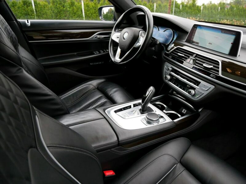 BMW 730 Long 3.0D 265KM Eu6 X-Drive 4x4 M-Pakiet -Serwis ASO VAT 23% Brutto G12 (2015-...)